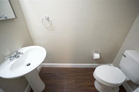 Adosado en alquiler en Tampa, Florida, 2 dormitorios, 115.2 m2 № 1826180 - foto 11