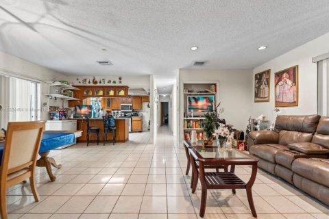 Casa en venta en Palmetto Bay, Florida, 3 dormitorios, 174.56 m2 № 1794214 - foto 7