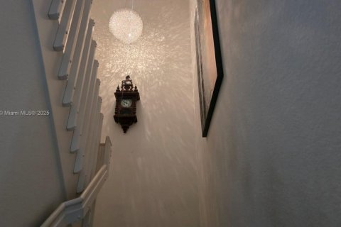 Townhouse in Doral, Florida 3 bedrooms, 186.55 sq.m. № 1845721 - photo 17