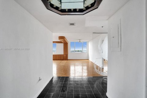 Copropriété à vendre à Hollywood, Floride: 3 chambres, 204.38 m2 № 2048325 - photo 9