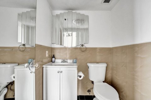 Copropriété à vendre à Hollywood, Floride: 3 chambres, 204.38 m2 № 2048325 - photo 27