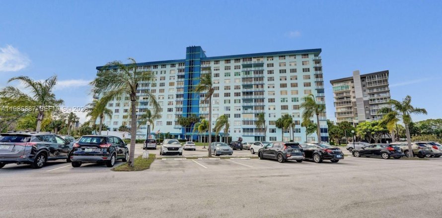 Condo à Hollywood, Floride, 3 chambres  № 2048325
