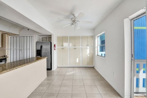 Copropriété à vendre à Hollywood, Floride: 3 chambres, 204.38 m2 № 2048325 - photo 21