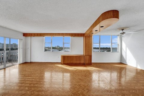 Copropriété à vendre à Hollywood, Floride: 3 chambres, 204.38 m2 № 2048325 - photo 14