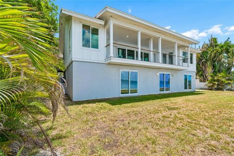 Villa ou maison à vendre à Saint Pete Beach, Floride: 3 chambres, 203.46 m2 № 2236427 - photo 11