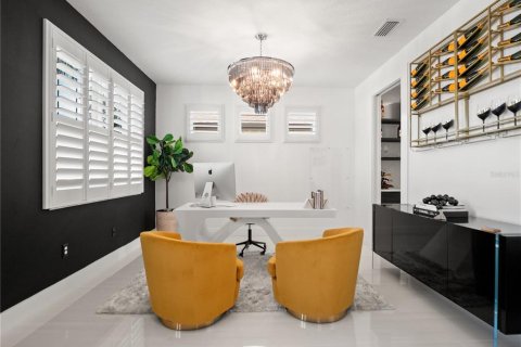 Villa ou maison à vendre à Wesley Chapel, Floride: 5 chambres, 328.04 m2 № 2398369 - photo 18