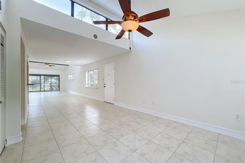 Condo in Sarasota, Florida, 2 bedrooms  № 2291097 - photo 16