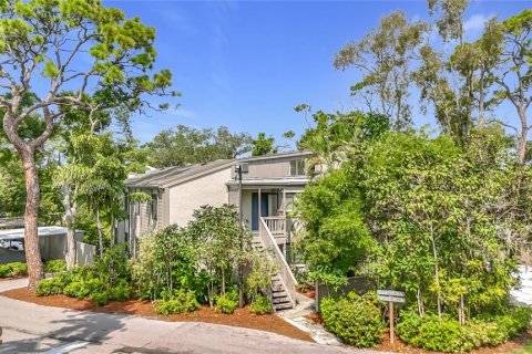 Condo in Sarasota, Florida, 2 bedrooms  № 2291097 - photo 7