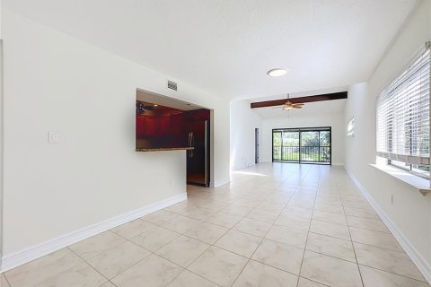 Condo in Sarasota, Florida, 2 bedrooms  № 2291097 - photo 19