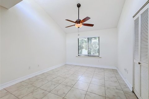 Condo in Sarasota, Florida, 2 bedrooms  № 2291097 - photo 15