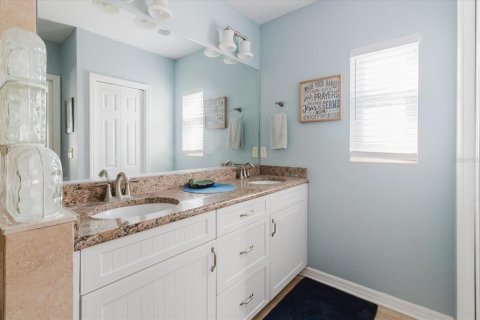 Casa en venta en Redington Beach, Florida, 3 dormitorios, 213.68 m2 № 1898966 - foto 23