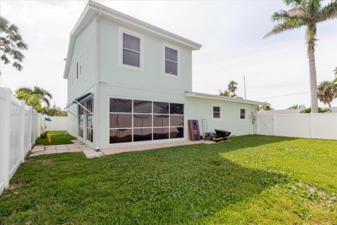 Villa ou maison à vendre à Redington Beach, Floride: 3 chambres, 213.68 m2 № 1898966 - photo 8
