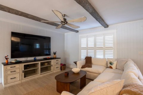 House in Palm Beach Gardens, Florida 3 bedrooms, 212.56 sq.m. № 2400003 - photo 5