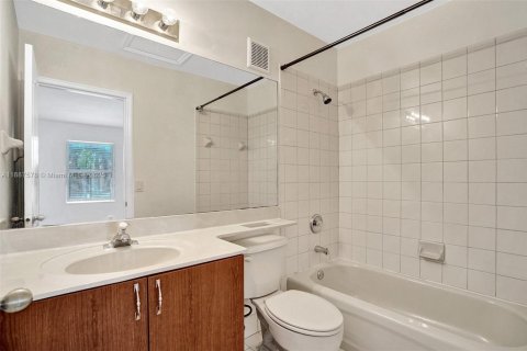 Купить таунхаус в Мирамар, Флорида 3 спальни, 117.99м2, № 1942591 - фото 16