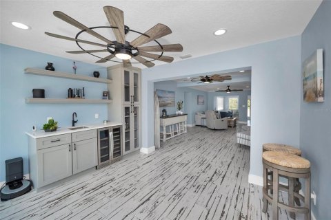 Casa en alquiler en Redington Shores, Florida, 3 dormitorios, 179.86 m2 № 1900643 - foto 17