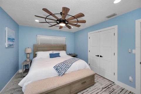 Casa en alquiler en Redington Shores, Florida, 3 dormitorios, 179.86 m2 № 1900643 - foto 29