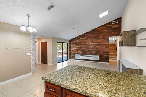 Touwnhouse à louer à Boca Raton, Floride: 3 chambres, 123.1 m2 № 1986098 - photo 14