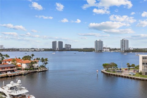 Copropriété à louer à Aventura, Floride: 2 chambres, 125.42 m2 № 1963546 - photo 20
