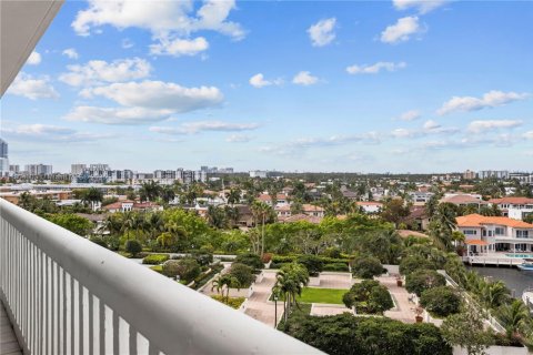 Copropriété à louer à Aventura, Floride: 2 chambres, 125.42 m2 № 1963546 - photo 18