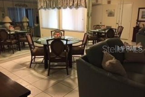 Condo in Sarasota, Florida, 2 bedrooms  № 462881 - photo 5
