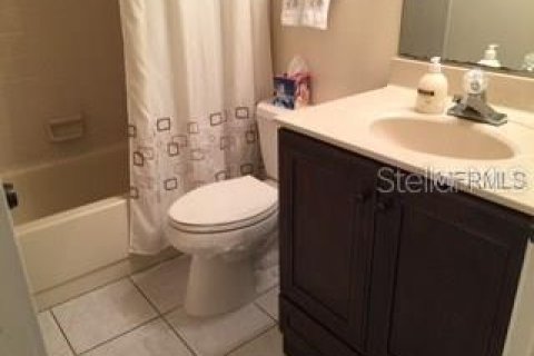 Condo in Sarasota, Florida, 2 bedrooms  № 462881 - photo 8
