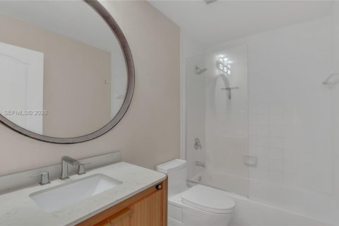 Touwnhouse à louer à Homestead, Floride: 3 chambres, 120.96 m2 № 2056818 - photo 16