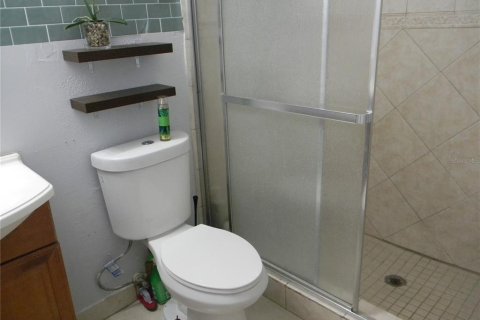 House in Orlando, Florida 3 bedrooms, 103.21 sq.m. № 1780212 - photo 19
