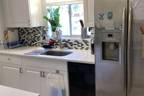 House in Orlando, Florida 3 bedrooms, 103.21 sq.m. № 1780212 - photo 8