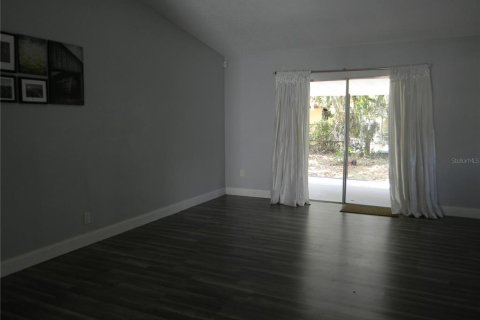 House in Orlando, Florida 3 bedrooms, 103.21 sq.m. № 1780212 - photo 24