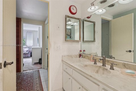 Condominio en venta en Hollywood, Florida, 2 dormitorios, 105.17 m2 № 1813964 - foto 20