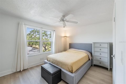Condo in Clearwater, Florida, 2 bedrooms  № 1648836 - photo 23