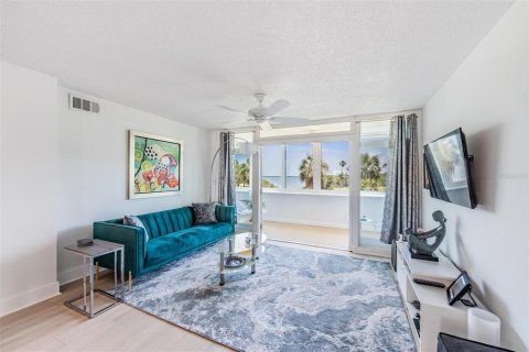 Condo in Clearwater, Florida, 2 bedrooms  № 1648836 - photo 9