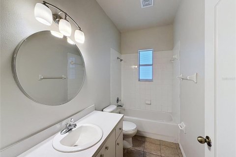House in Apollo Beach, Florida 3 bedrooms, 143.07 sq.m. № 2093024 - photo 28