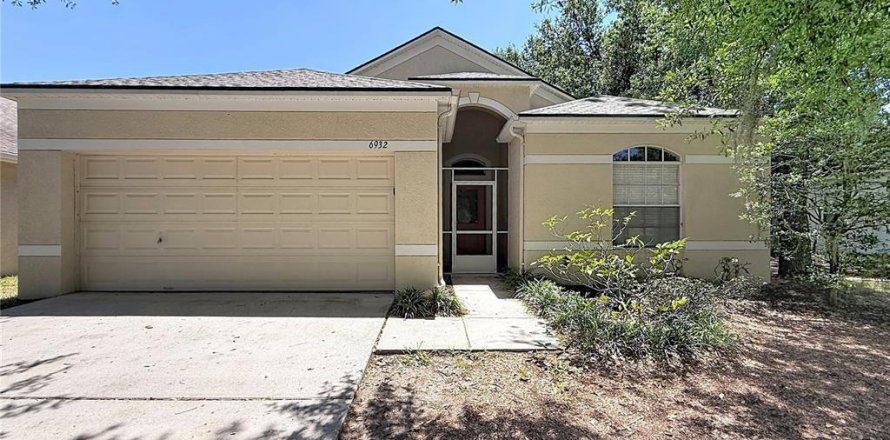 House in Apollo Beach, Florida 3 bedrooms, 143.07 sq.m. № 2093024