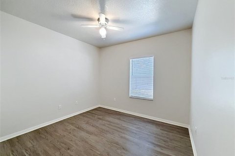 House in Apollo Beach, Florida 3 bedrooms, 143.07 sq.m. № 2093024 - photo 16