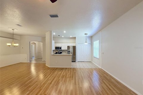 House in Apollo Beach, Florida 3 bedrooms, 143.07 sq.m. № 2093024 - photo 22