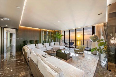 Condo in Sunny Isles Beach, Florida, 4 bedrooms  № 1836358 - photo 29