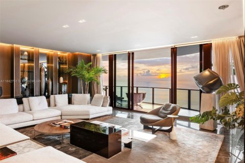 Condo in Sunny Isles Beach, Florida, 4 bedrooms  № 1836358 - photo 21