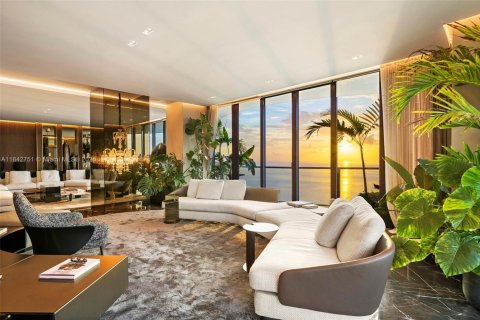 Condo in Sunny Isles Beach, Florida, 4 bedrooms  № 1836358 - photo 6