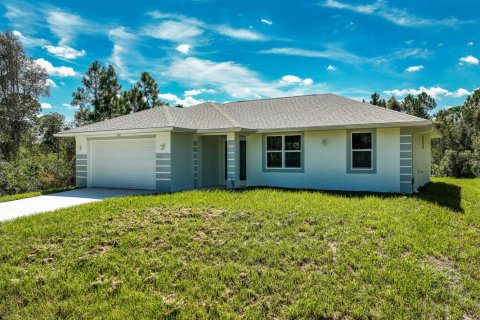 Villa ou maison à vendre à Lehigh Acres, Floride: 3 chambres, 196.67 m2 № 2389515 - photo 2