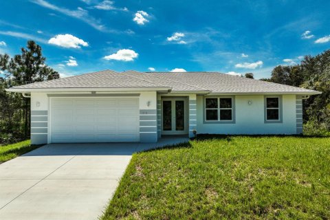 Villa ou maison à Lehigh Acres, Floride 3 chambres, 196.67 m2 № 2389515