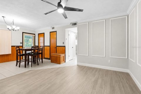 Villa ou maison à vendre à Bradenton, Floride: 2 chambres, 114.83 m2 № 2129938 - photo 4