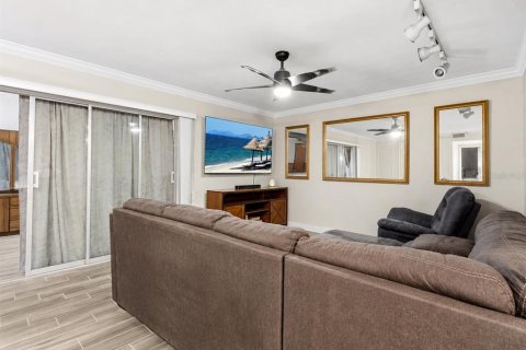 Villa ou maison à vendre à Bradenton, Floride: 2 chambres, 114.83 m2 № 2129938 - photo 18