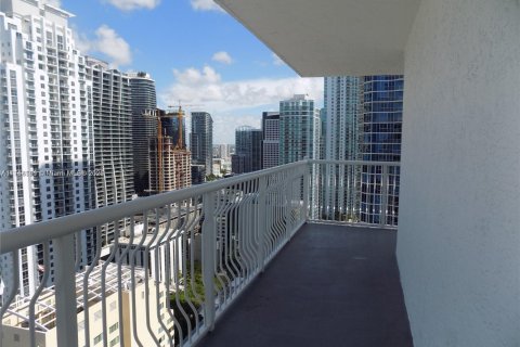 Copropriété à vendre à Miami, Floride: 3 chambres, 114.46 m2 № 1985380 - photo 10