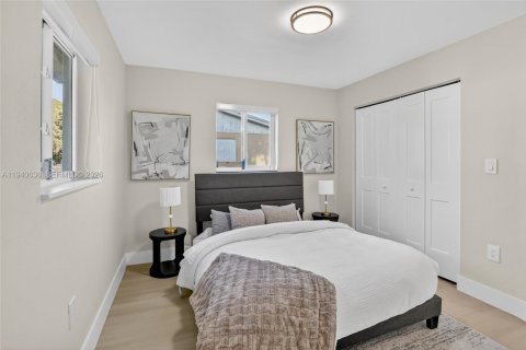 Casa en venta en Miami Gardens, Florida, 3 dormitorios, 113.53 m2 № 1999876 - foto 16