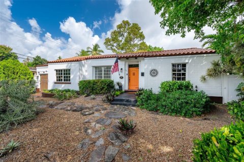 Casa en venta en Miami Springs, Florida, 3 dormitorios, 203.36 m2 № 1504709 - foto 8