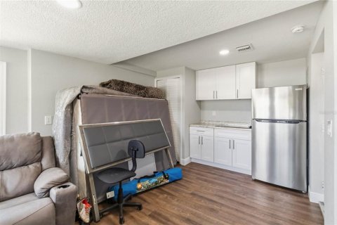 House in Orlando, Florida 3 bedrooms, 189.99 sq.m. № 2099438 - photo 19