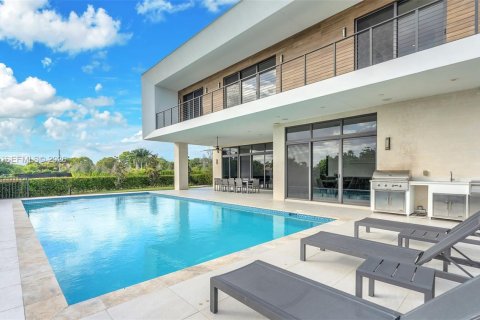 House in Weston, Florida 5 bedrooms № 2062773