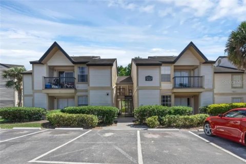 Condo in Orlando, Florida, 3 bedrooms  № 1879113 - photo 1