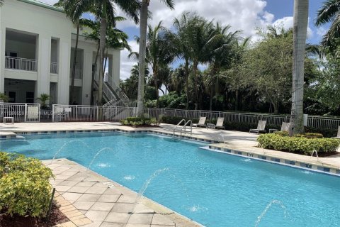 Condo in Doral, Florida, 1 bedroom  № 1860220 - photo 21